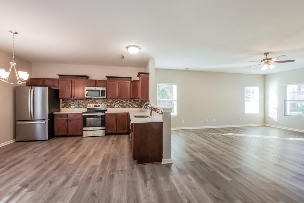 Building Photo - 6629 Covington Commons Dr