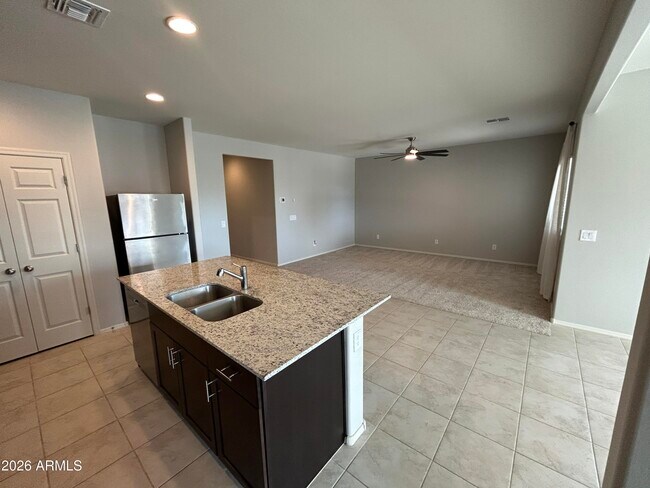 Building Photo - 24401 W Verlea Dr