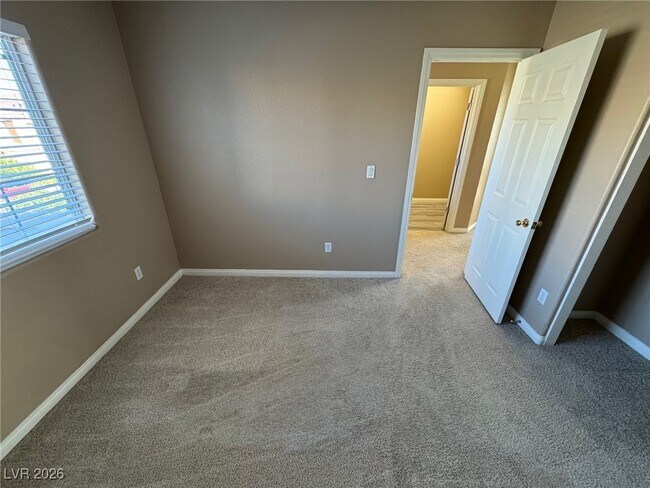 Building Photo - 8905 Skyline Peak Ct