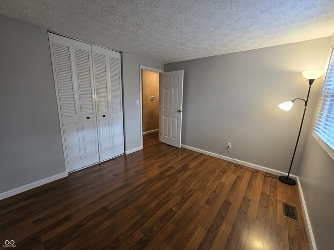 Building Photo - 7620 Snowflake Dr