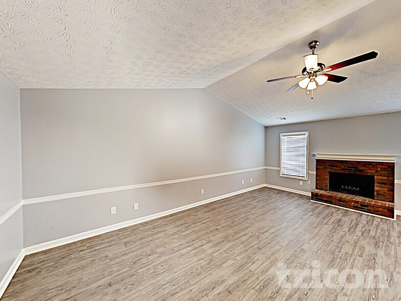 Building Photo - 105 Dailey's Plantation Dr