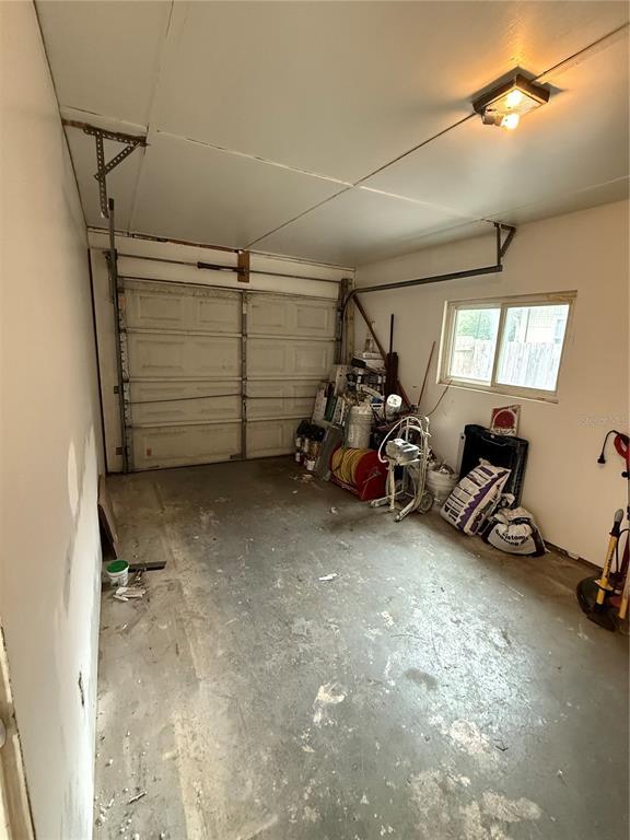Building Photo - 4921 33rd Terrace N