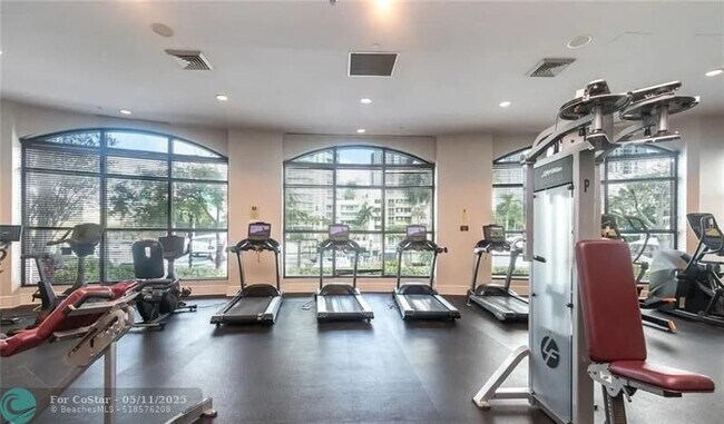 Building Photo - 600 W Las Olas Blvd