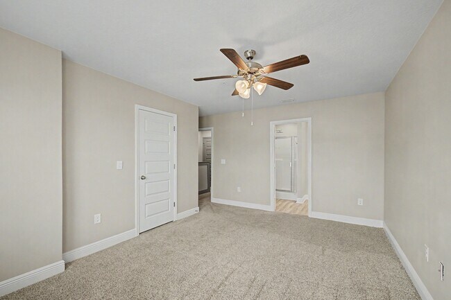 Building Photo - 9055 Golden Eye Dr