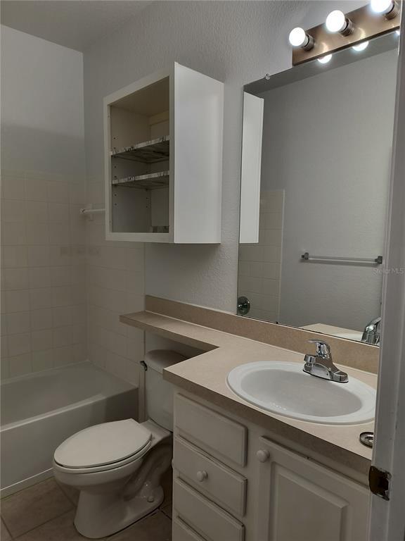 Building Photo - 8910 Legacy Ct