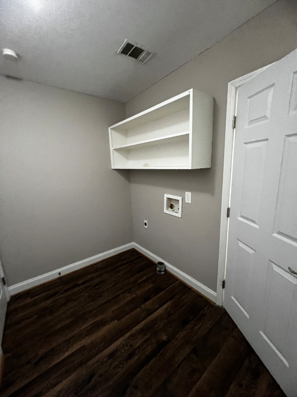 Building Photo - 4475 Pyburn St