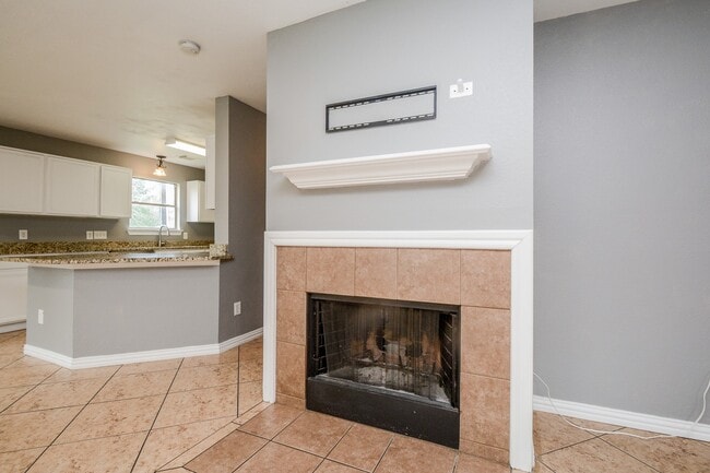 Building Photo - 22951 Twisting Pine Dr