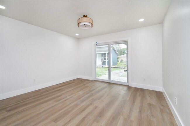 Building Photo - 7210 Lumber Jack Dr