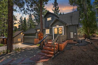 Building Photo - 1126 Sugarpine Rd
