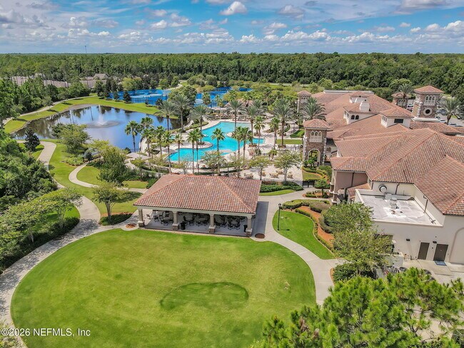 Building Photo - 1325 Fairway Village Dr