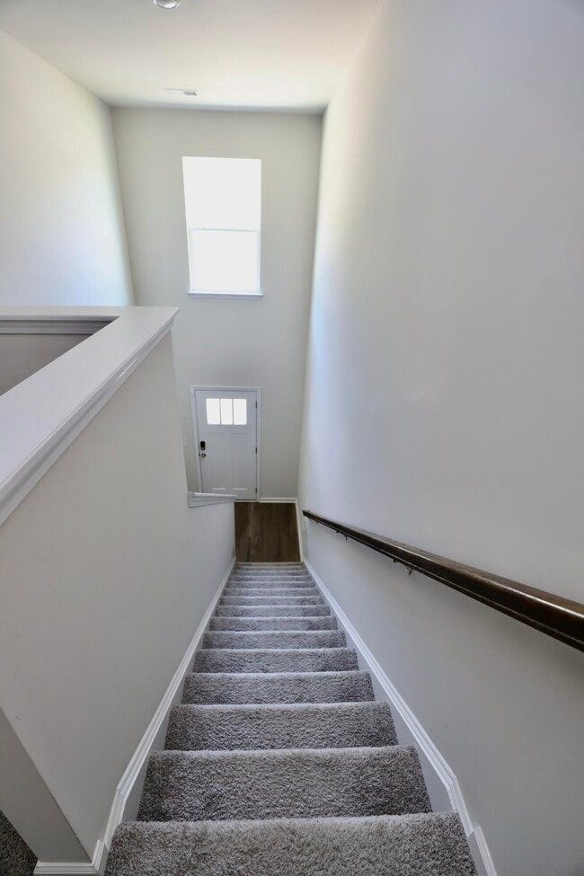 Building Photo - 463 N High Duck Trail