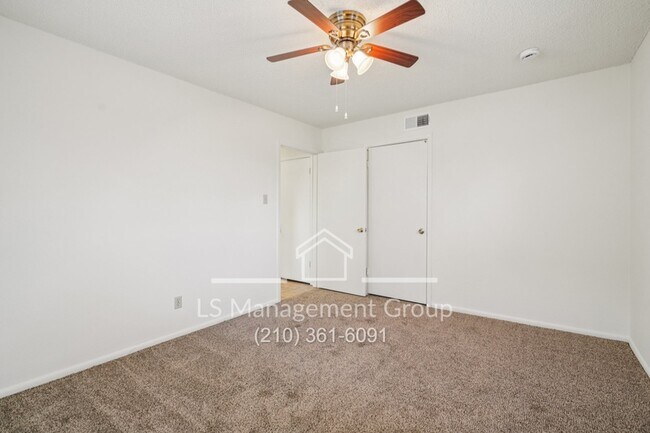 Building Photo - 6604 Cherryleaf St