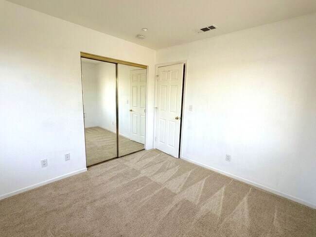 Building Photo - COMING SOON!| $3,750/ 3 BR – BEAUTIFUL ARDENWOOD HOME IN PRIME FREMONT LOCATION!