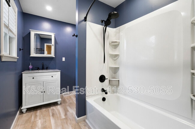 Building Photo - 2490 Coulterville Rd