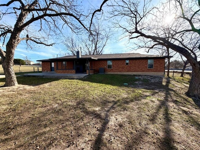 Building Photo - 9712 Springdale Rd