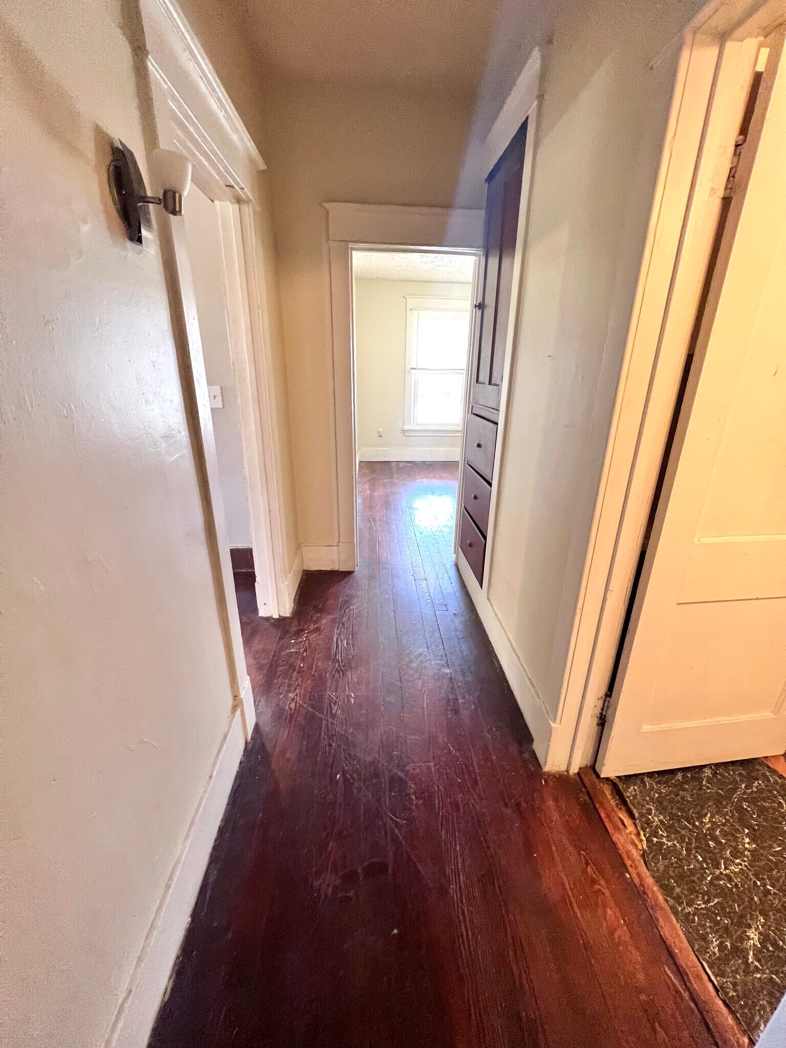 Building Photo - 1007 Mahlon St