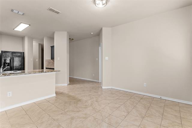 Building Photo - 2517 Carolina Dr
