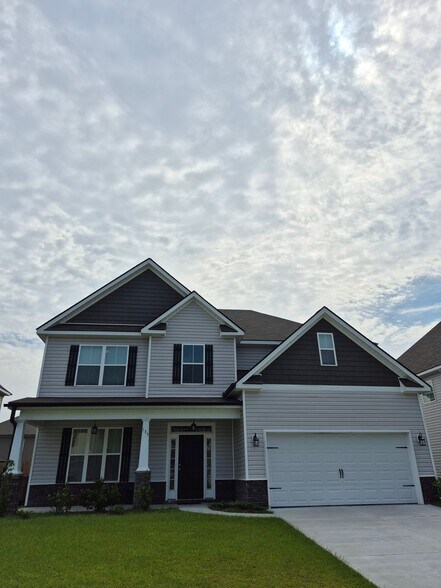 Building Photo - 135 Sams Dr