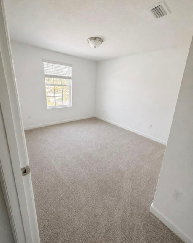 Building Photo - 4345 Pond Lily Ln
