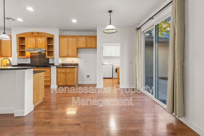 Building Photo - 1801 Riverview Ave