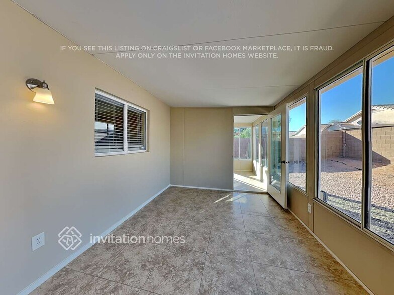 Building Photo - 11538 E Camino St