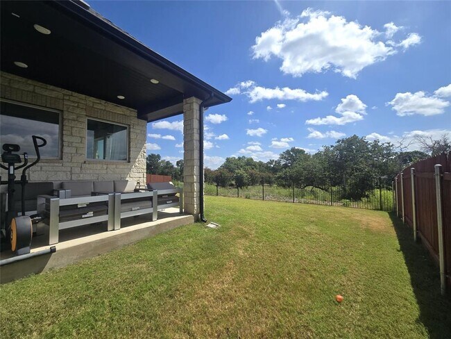 Building Photo - 2319 Cantata Cv