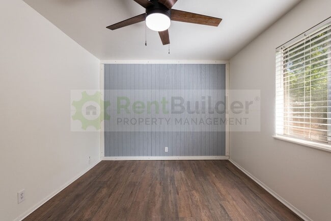 Building Photo - CALL US TODAY AT (505) 808-6467 TO SCHEDULE A CONVENIENT SHOWING