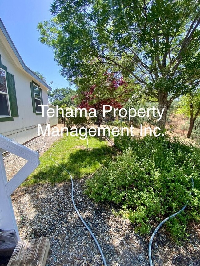 Building Photo - Manufactured home in Red Bluff, CA