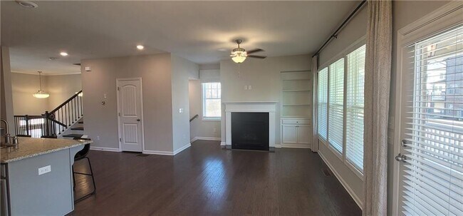 Building Photo - 110 Grand Approach Dr