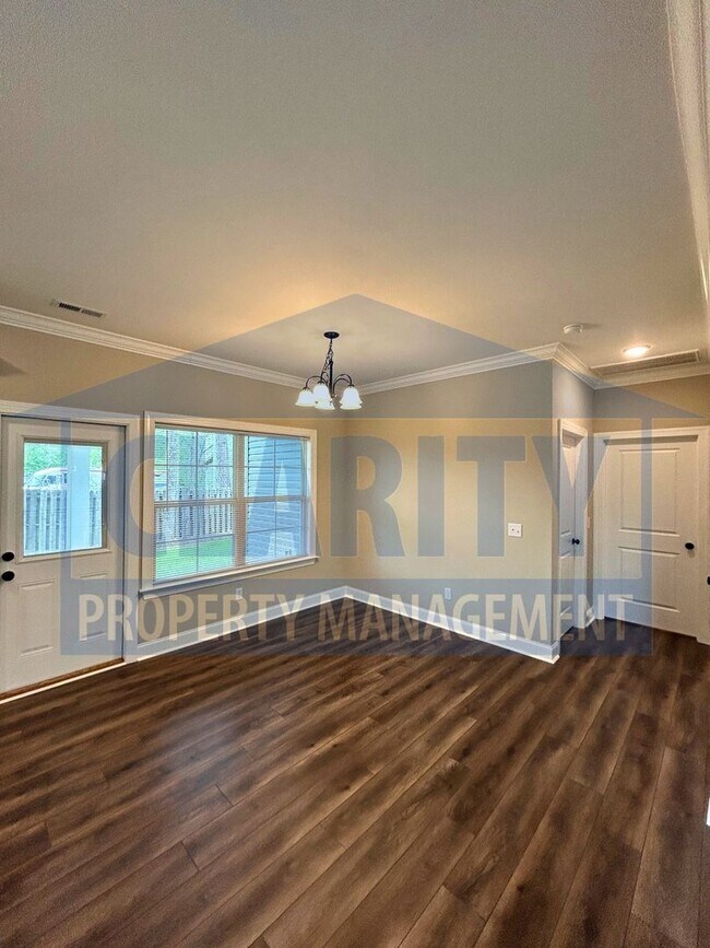 Building Photo - *Brand New* 4 bedroom home!