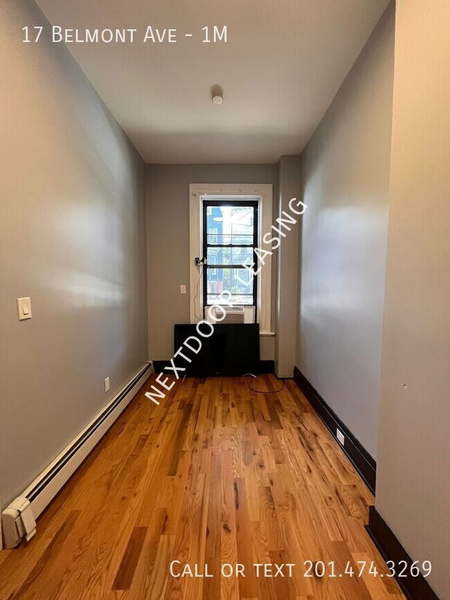 Building Photo - 17 Belmont Ave