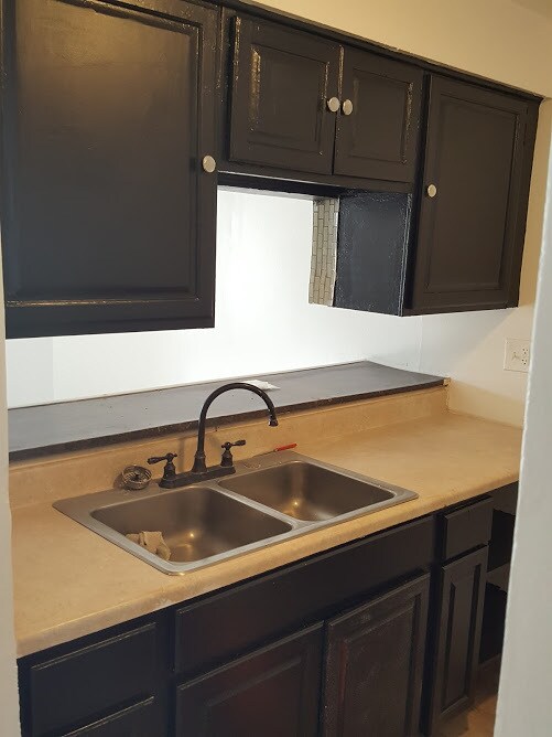 Building Photo - 4267 Drowfield Dr