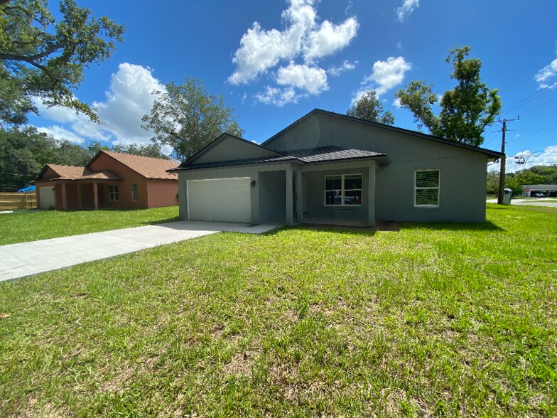 Building Photo - 2893 S Palmetto Ave
