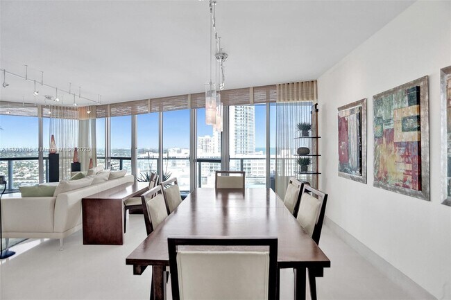 Building Photo - 3101 S Ocean Dr
