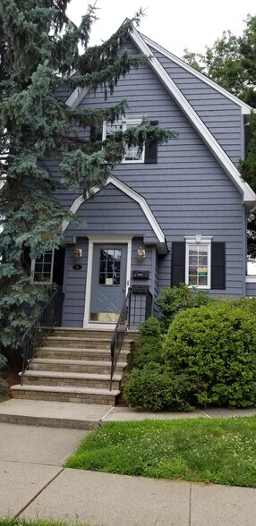 Building Photo - 19 Whippany Ave