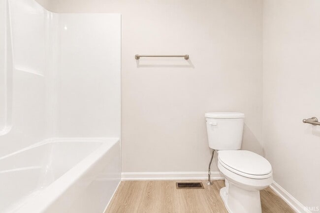 Building Photo - 3563 Canal Square Dr
