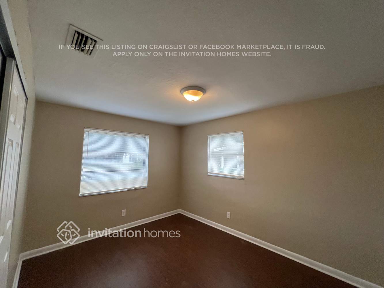 Building Photo - 3701 SW 58th Terrace