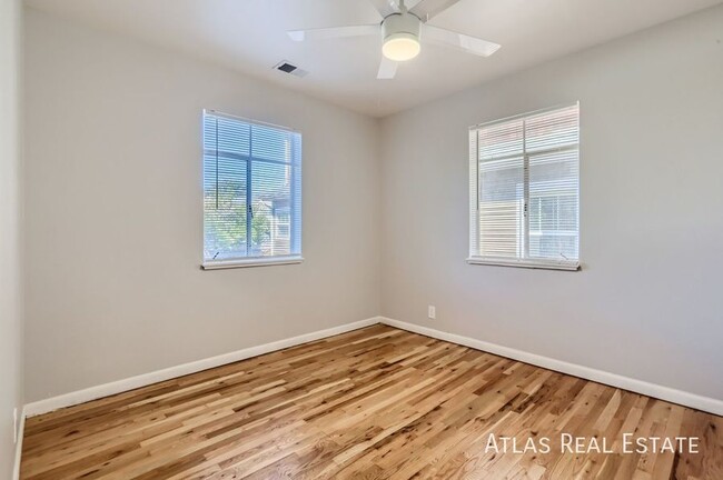 Building Photo - FREE rent until January 1st, 2025! BOOK A ...