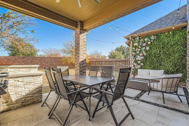 Building Photo - 4804 Sawgrass Ct