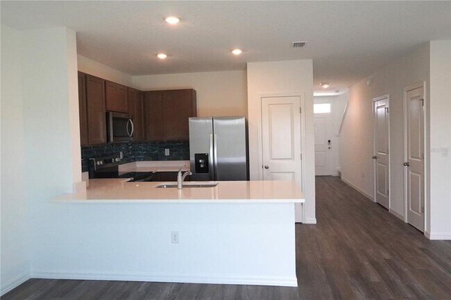 Building Photo - 2476 Riversong Ldg Ln