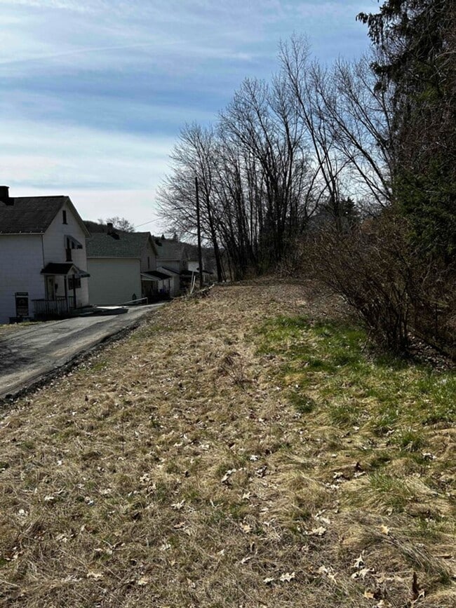 Building Photo - Newly Renovated 2-Bedroom Home in South Scranton – Modern Comfort & Prime Location!