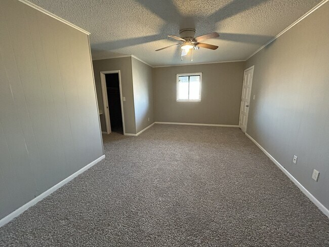 Building Photo - South 7th Street - 315