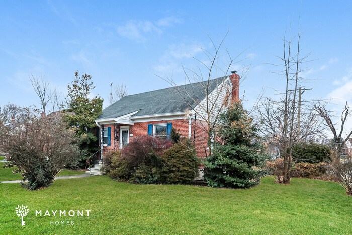 Building Photo - 5907 Winthrope Ave