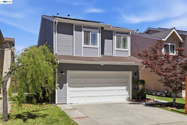 Building Photo - 4773 Ridgewood Dr