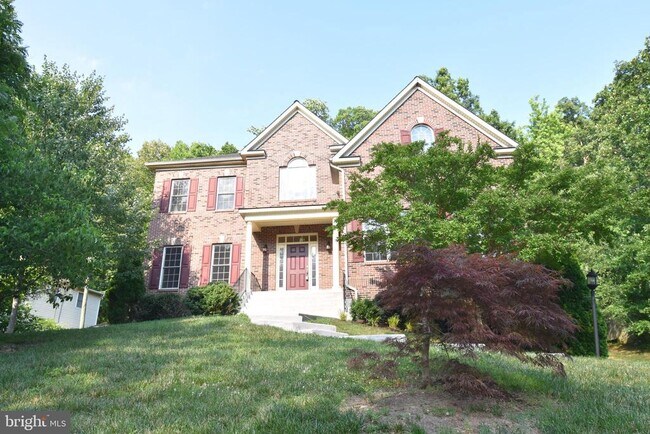 Building Photo - 7119 Barry Rd