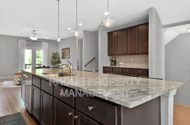 Building Photo - 299 Benson Manor Cir