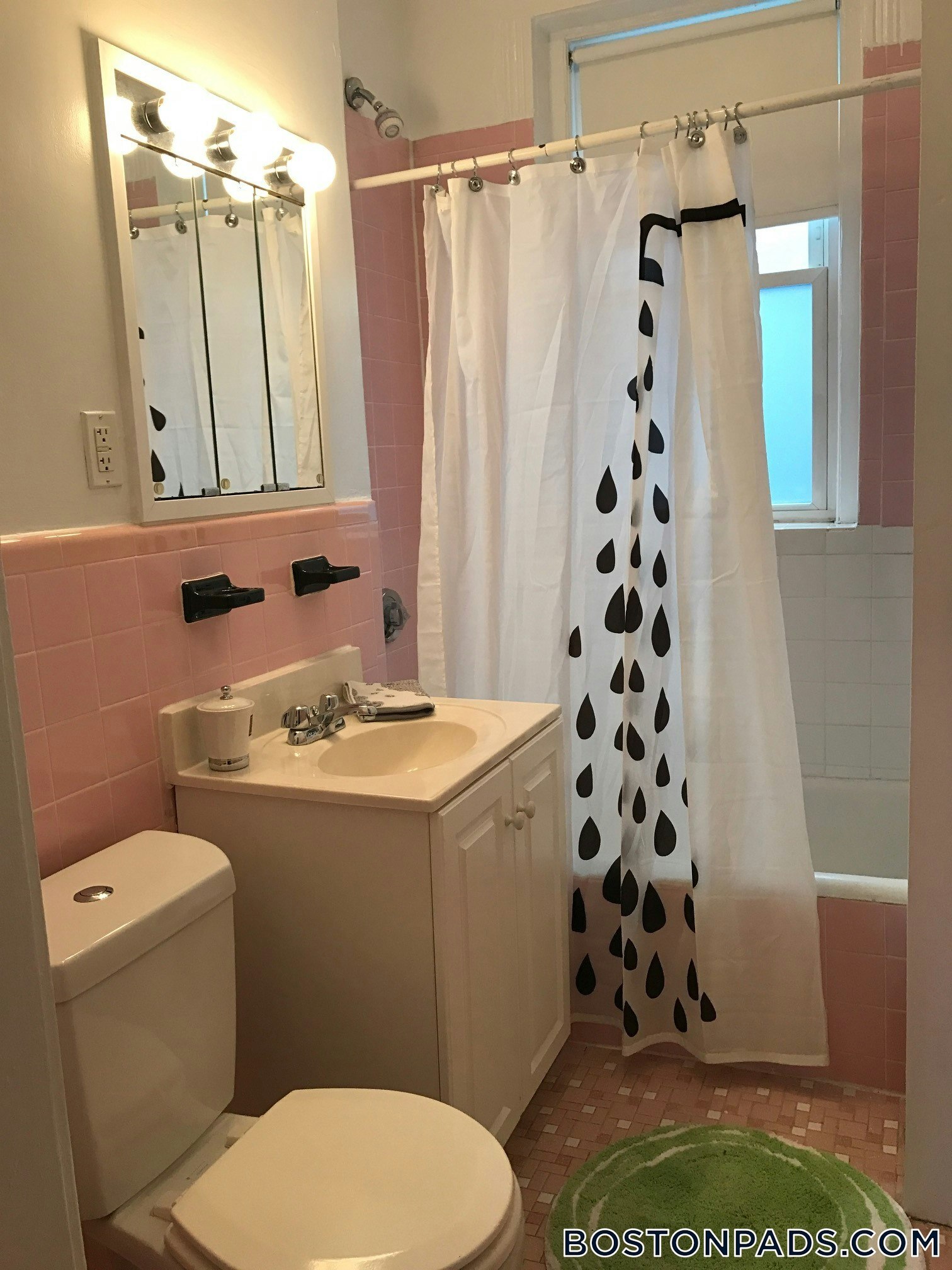 Building Photo - 115 Kilsyth Rd