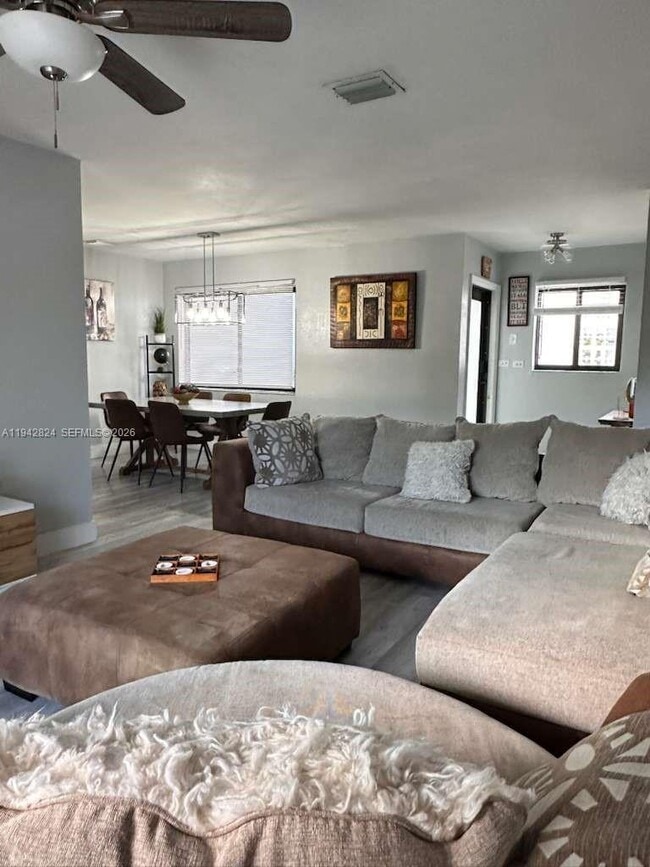 Building Photo - 20600 SW 116th Rd