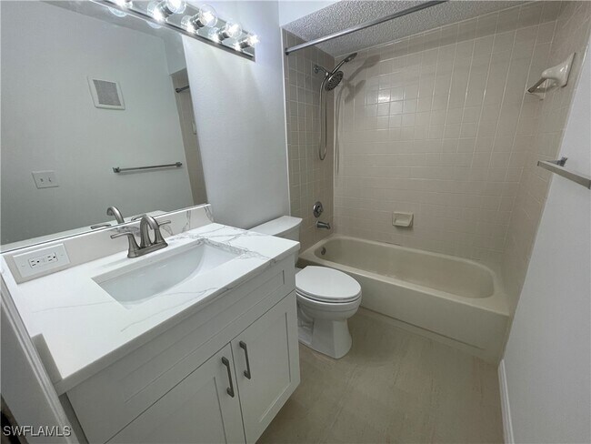 Building Photo - 2190 Arbour Walk Cir
