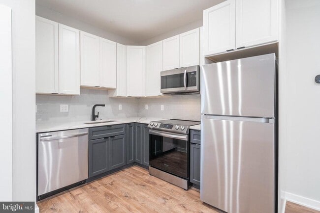 Building Photo - 435 N 35th St